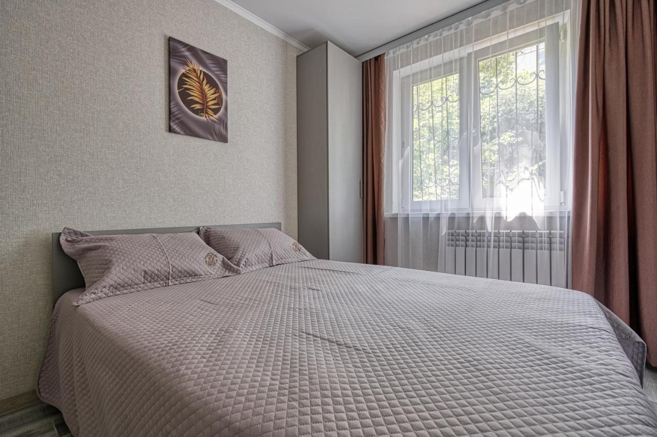 Апарт 33 Aparthotel Almaty Bagian luar foto