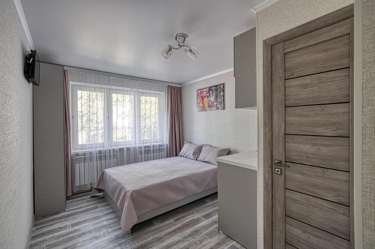 Апарт 33 Aparthotel Almaty Bagian luar foto