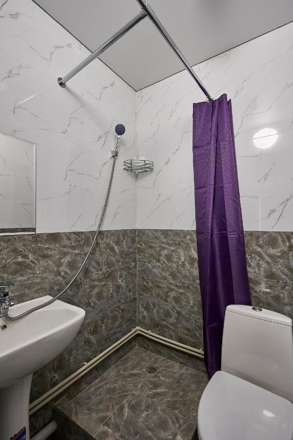 Апарт 33 Aparthotel Almaty Bagian luar foto