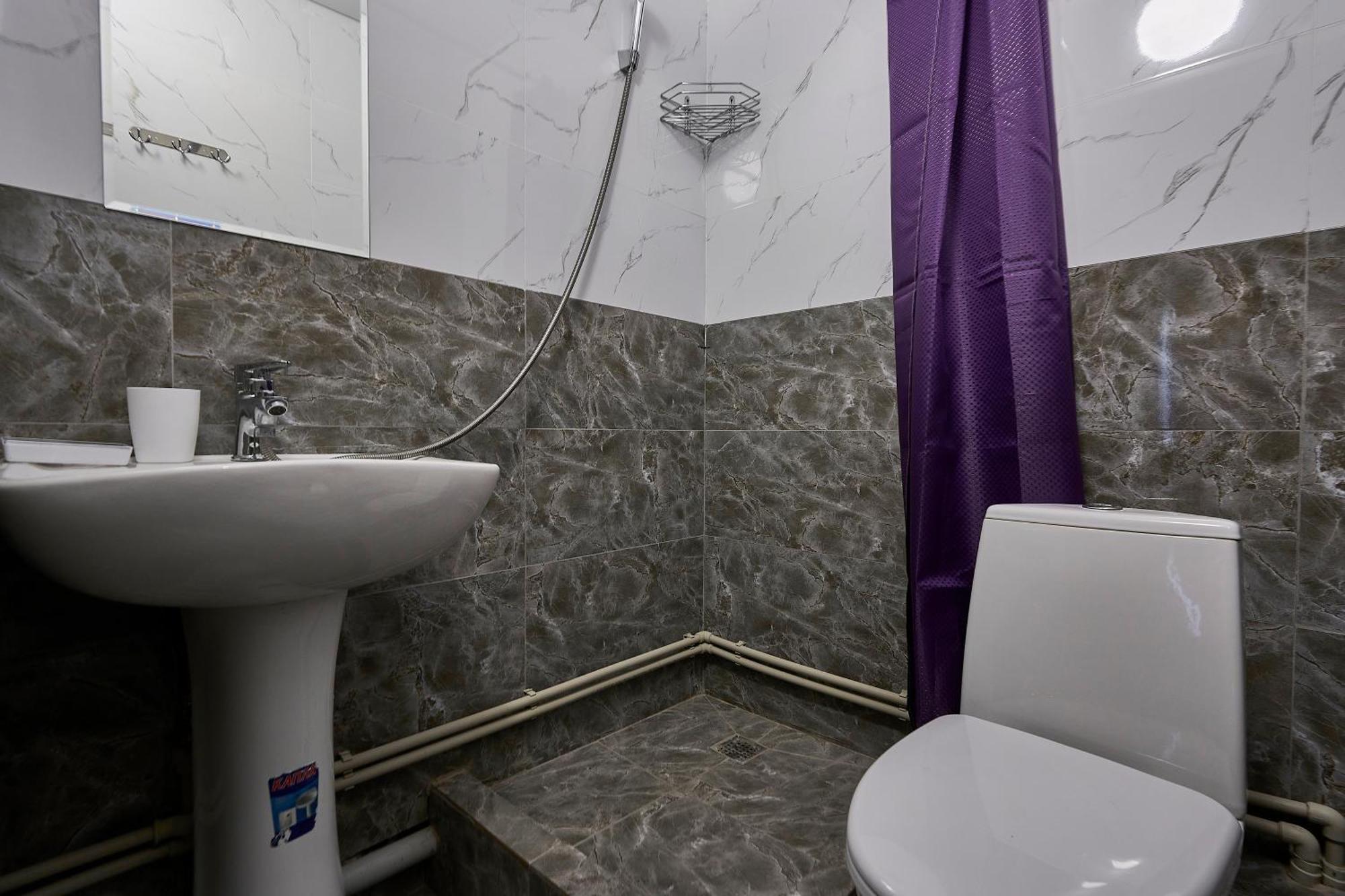 Апарт 33 Aparthotel Almaty Bagian luar foto